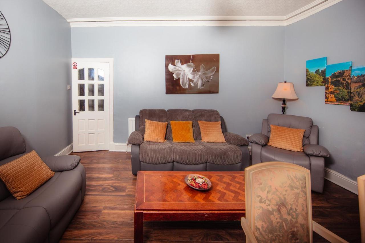 Super Central 4Bedroom Apartment At The Meadows Единбург Екстериор снимка