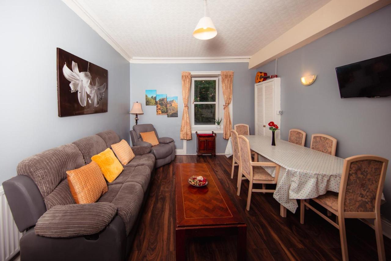 Super Central 4Bedroom Apartment At The Meadows Единбург Екстериор снимка