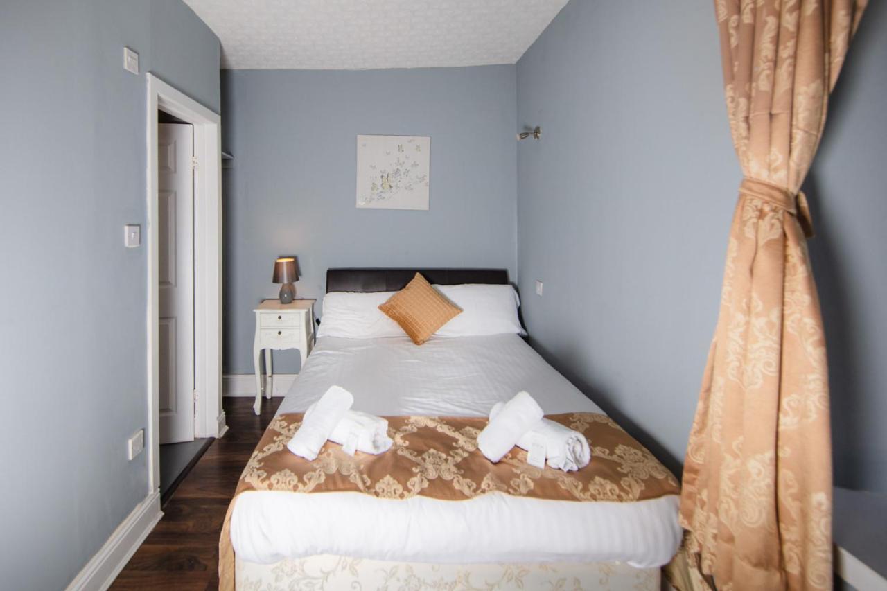 Super Central 4Bedroom Apartment At The Meadows Единбург Екстериор снимка